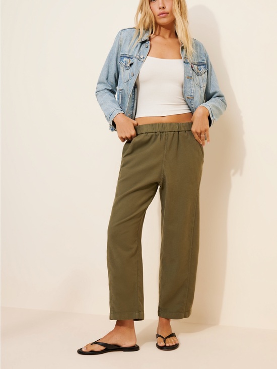 Marine Layer Pants - Marine Layer green barrel pants MD